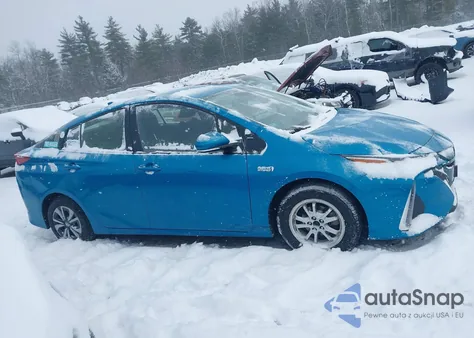 2019 Toyota Prius Prime Plus z USA, uszkodzony, nr VIN JTDKARFP9K3113249